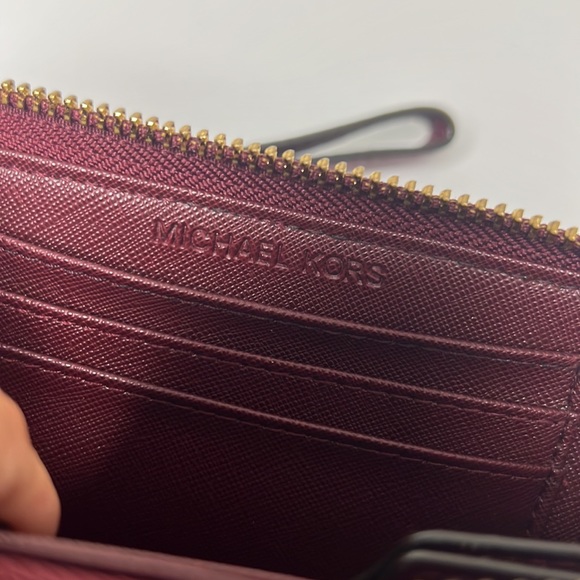 Michael Kors Leather Zip Around Wristlet Wallet Maroon Burgundy - Picture 9 of 11